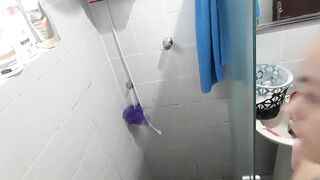 MBBG đặt máy quay tắm thủ dâm mơi phi công