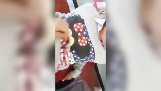Đụ em học sinh lớp 12 mặt cực dâm chuẩn bị đi học tại phòng em luôn
