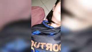 Loạn luân anh trai đụ em gái họ mới lớn lồn cực ngon, lông chân rậm chứng tỏ ẻm dâm.
