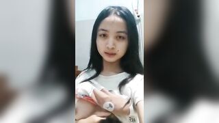 E CÒN NHỎ , LÊN CHỈ CHO BÚ VÚ , CHỨ K CHO ĐỊT