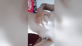 E HS BƯỚM NON