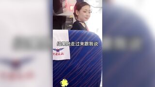 quay lén các tiếp viên hàng không gợi cảm