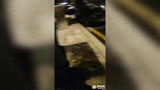 em sinh viên khỏa thân thủ dâm public ngoài đường
