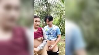 Loạn luân em chồng cùng chị dâu lén lút đụ nhau sau vườn.