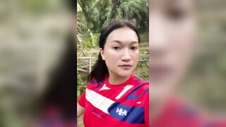 Loạn luân chị dâu dắt em chồng ra chỗ vắng để thuận tiện cho việc đụ ngoại tình.