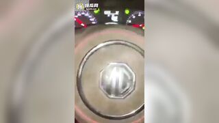 em teen say rượu bị người lạ đưa về nhà nghỉ tập thể