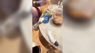 em teen lần đầu đi date bị chuốc say rồi địt dã man