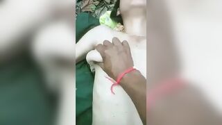 Tháng ngày dẫn người yêu ra rừng trải áo mưa ra để địt nhau