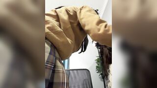 Stripchat Yiyi cô học sinh lồn không lông dâm đãng lúc nào lồn cũng ướt nhẹp p1