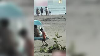 cặp đôi địt nhau public ngoài bãi biển cực chill