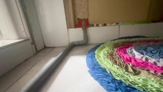 Quay lén cô ruot tắm