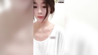 em sinh viên năm nhất chat sex cùng người lạ