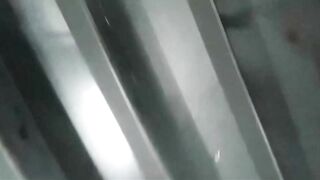 Em 2k9 mới lớn bị dụ show trong wc khi đi học tiếng anh