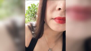 Cần thủ vừa đi cầu vừa thủ dâm khoe hàng