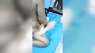 Đụ cô bạn gái 17 tuổi lồn còn trình, nên đụ lần đầu phải nhẹ nhàng với em ấy.