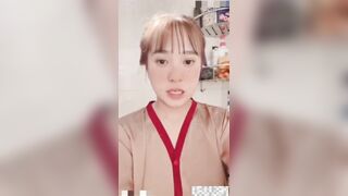 Trần Thị Kim Trang 2k2 cởi đồ vay tiền