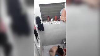 Em hàng xóm tắm 45