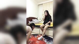 Khi 2 đứa con gái les ở chung với nhau, tụi nó dâm đảng thật sự.