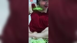 Chị Gái Già Show Hàng Kiếm Thêm