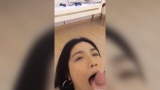 Sinh viên ngoại thương bú cặc tây cặc khủng, bảo sao em mê đến nỗi bỏ học đi theo anh