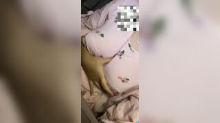 Đi công tác mà con vợ ở nhà nứng lồn