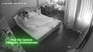Hack Camera Chồng Rủ Bạn Về Nhà Địt Vợ