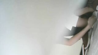 Quay lén E Sinh viên Năm nhất đi đái, Lồn rậm Lông đái cực nứng loli