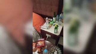 Địt tập thể chị hàng xóm vú to khủng lồn múp dâm đãng