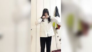 E TẬP THỂ DỤC