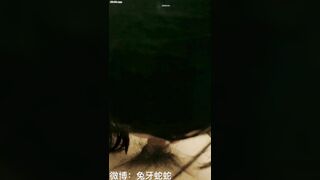 em sinh viên mặt ngây thơ nhưng cực dâm đãng