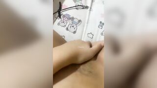 sinh viên đại học nhút nhát muốn kiếm thêm tiền tiêu vặt