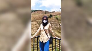 Quay lén chị vú to tắm 5