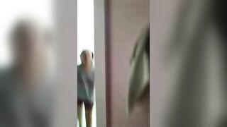 Ck bắt được Vk ngoại tình vs bạn ck.