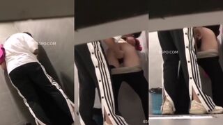 QUAY NÉN HS ĐỊT NHAU TRONG WC