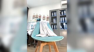 cô dược sỹ nứng lồn thủ dâm ở chỗ làm bướm nhiều nước - phần 1
