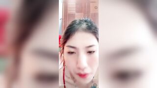 Lại lên sóng em idol tiktok Huỳnh Bảo Trân từng ngây thơ bị lộ link giờ đi live show2