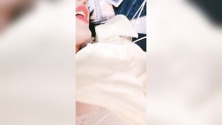 Địt em gái xinh da trắng, lồn múp không lông p4