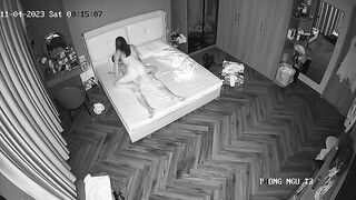 Hack cam quay lén đôi vợ chồng lắp cam trg phòng ngủ xem trộm đời sống riêng tư p2