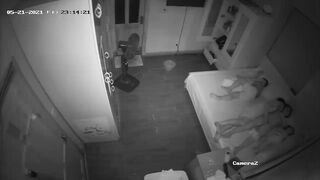 Hack cam quay lén phát hiện đôi vk ck cứ nữa đêm lúc 2 con ngủ là đè xuống nền đụ