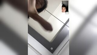 đang call nói chuyện mà bé học sinh vạch áo lên khoe vú gạ chịch