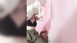 siêu phẩm 2k9 vú đẹp hơn cả Trần Hà Linh - phần 1