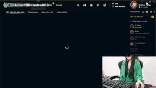 Stripchat Junaaa e teen đa tài đa nghệ vừa live đánh liên minh vừa show hàng ngon p3