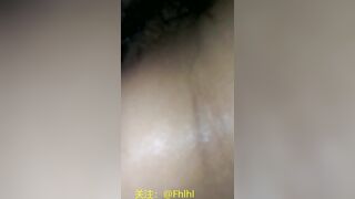 Nữa đêm sang phòng e họ vạch quần ra quay lén sục cặc,chắc nóng quá nên hơi nhiều nc2