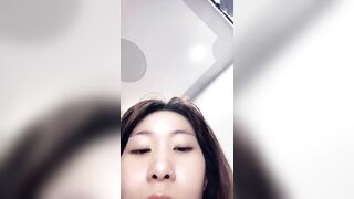 yylive_nguynzyn idol tiktok Cún lên live mở phim sex coi lộ hàng cực dâm