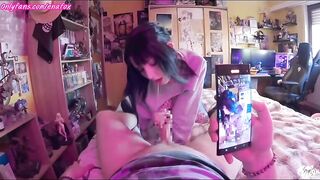 con em kế cosplay xinh quá nên bị đè ra đụ
