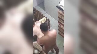 Thằng con rể số hưởng, được địt mẹ vợ tại nhà