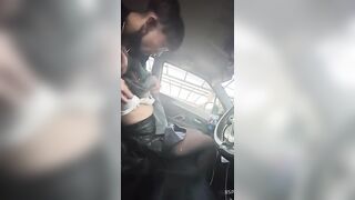 CHỞ E VỢ ĐI MỔ MẮT, TRÊN ĐƯỜNG VỀ ĐÈ RA , ĐỊT E LUÔN