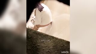 CHÁU GÁI Ở NHỜ NHÀ, HÀNG NGÀY, BÁC TRAI, VẪN HAY XEM CHÁU TẮM