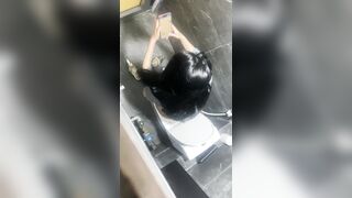 seri đặt cam quay lén nhà vệ sinh nữ em nào đít cũng to lồn múp - phần 46