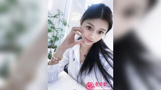 đi khách sạn gạ địt luôn em nhân viên lễ tân